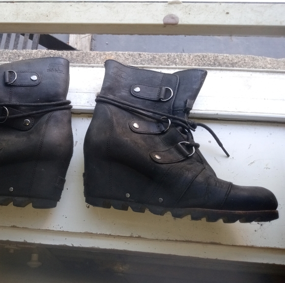 Sorel leather boots - Picture 2 of 6